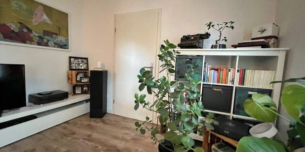 Etagenwohnung Nürnberg Schniegling - 3 Zimmer, 81 m&sup2;, 359.000&euro; | Angebot:25768107