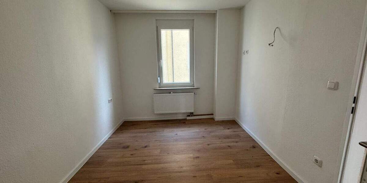 Etagenwohnung Nürnberg Glockenhof - 2 Zimmer, 40 m&sup2;, 585&euro; | Angebot:26078640