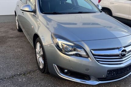Opel Insignia 189.000 km 5.990 &euro; Nürnberg 90431