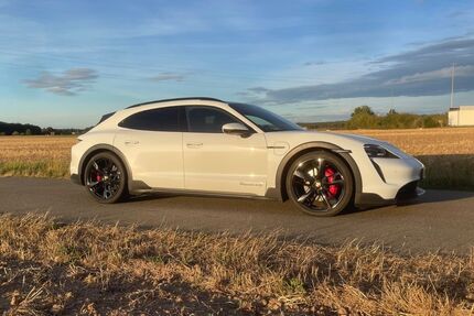 Porsche Taycan 83.000 km 59.000 &euro; Nürnberg 90453
