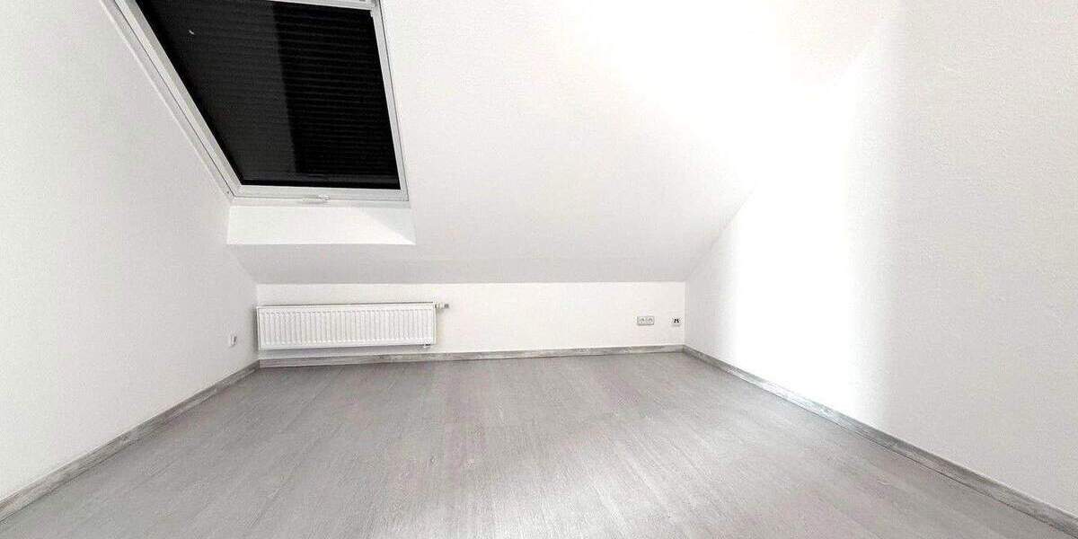 Schönes, großes Reihenhaus inkl. Garage * in Nürnberg 6 zimmer