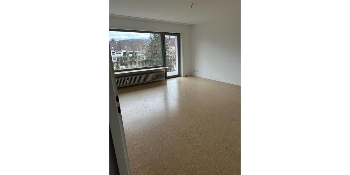 Etagenwohnung Hersbruck - 3 Zimmer, 86 m&sup2;, 900&euro; | Angebot:25637730