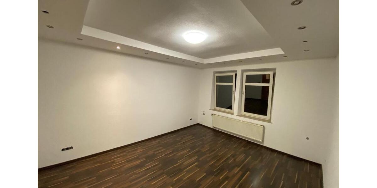 Etagenwohnung Nürnberg Gleißhammer - 6 Zimmer, 115 m&sup2;, 1.250&euro; | Angebot:26405827