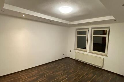 Wohnung Nürnberg Gleißhammer - 6 Zimmer, 115 m&sup2;, 1.250&euro; | Angebot:26405827