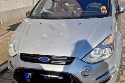 Ford S-Max 119.000 km 11.000 € Nürnberg 90491