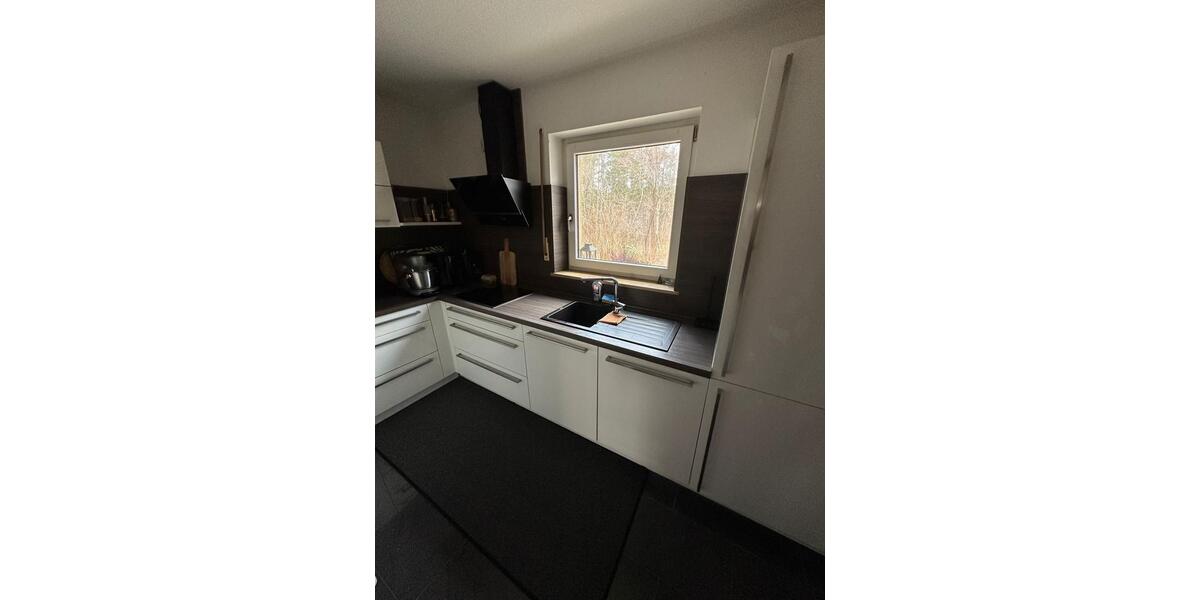 Reihenhaus Roth - 4 Zimmer, 120 m&sup2;, 1.400&euro; | Angebot:25553113