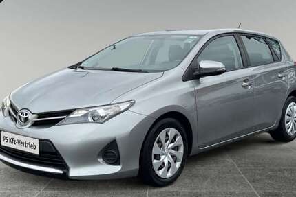 Toyota Auris 170.000 km 6.480 € Nürnberg 90480