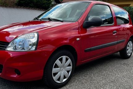Renault Clio 129.000 km 1.500 &euro; Nürnberg 90491