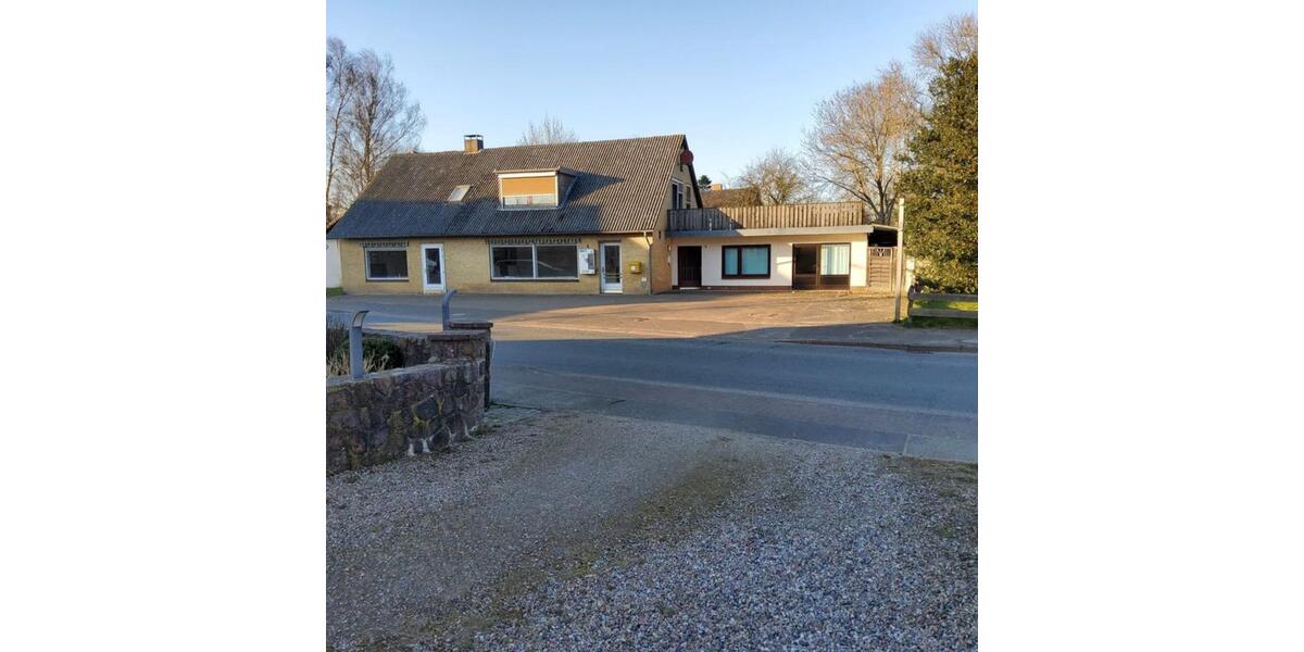 Einfamilienhaus Nürnberg Buchenbühl - 7 Zimmer, 236 m&sup2;, 155.000&euro; | Angebot:24781509