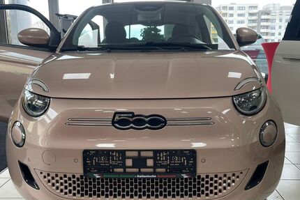 Fiat 500e 10.650 km 26.590 &euro; Nürnberg 90482