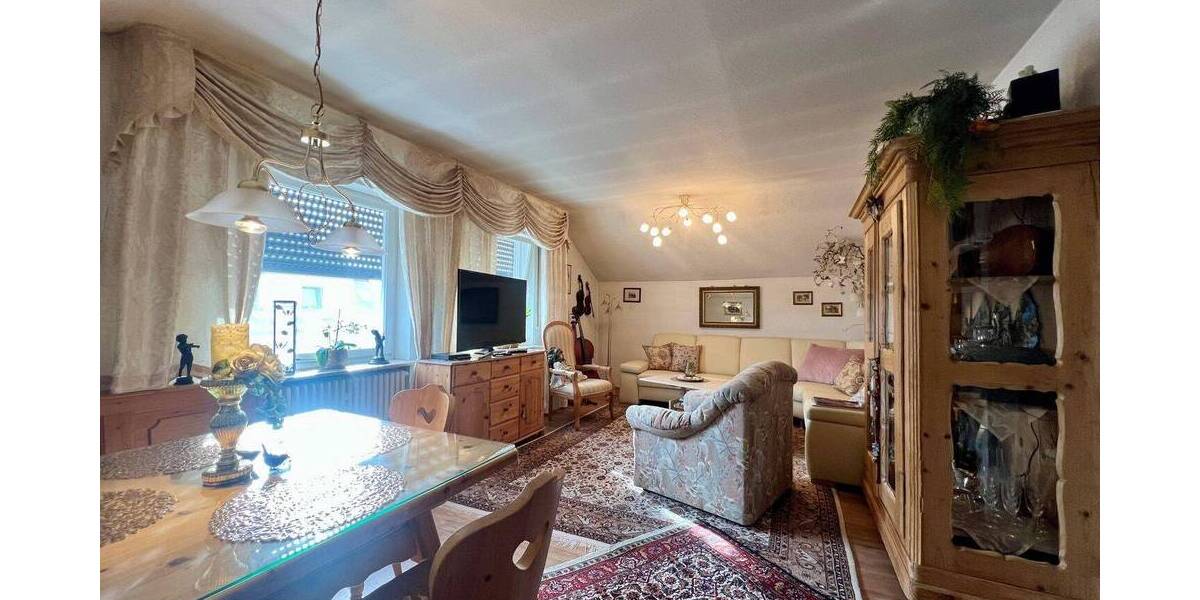 Mehrfamilienhaus, Wohnhaus Erlangen Alterlangen - 8 Zimmer, 228 m&sup2;, 720.000&euro; | Angebot:26859183