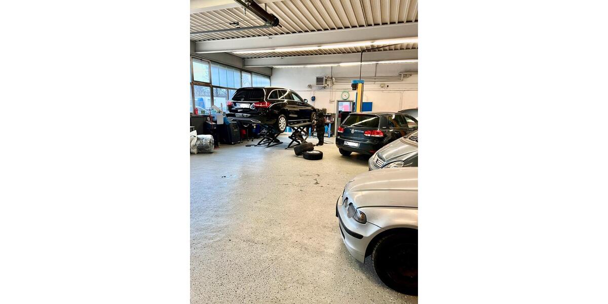 Kfz-Werkstatt mit Waschhalle voll ausgestattet 30 Auto Platz zimmer