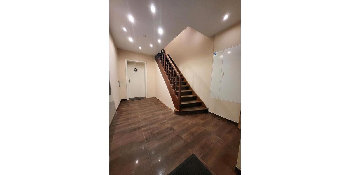 Mehrfamilienhaus, Wohnhaus Heilsbronn - 6 Zimmer, 206 m&sup2;, 235.000&euro; | Angebot:26372357
