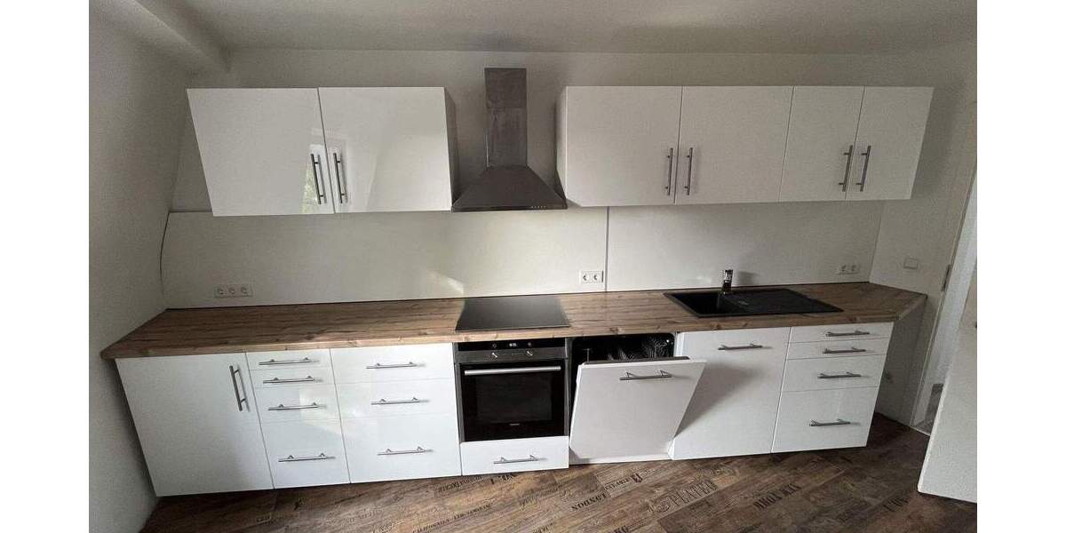 Etagenwohnung Zirndorf - 4 Zimmer, 100 m&sup2;, 270.000&euro; | Angebot:25760378