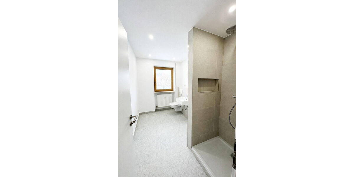 Etagenwohnung Fürth Eigenes Heim - 3 Zimmer, 84 m&sup2;, 1.175&euro; | Angebot:26228849