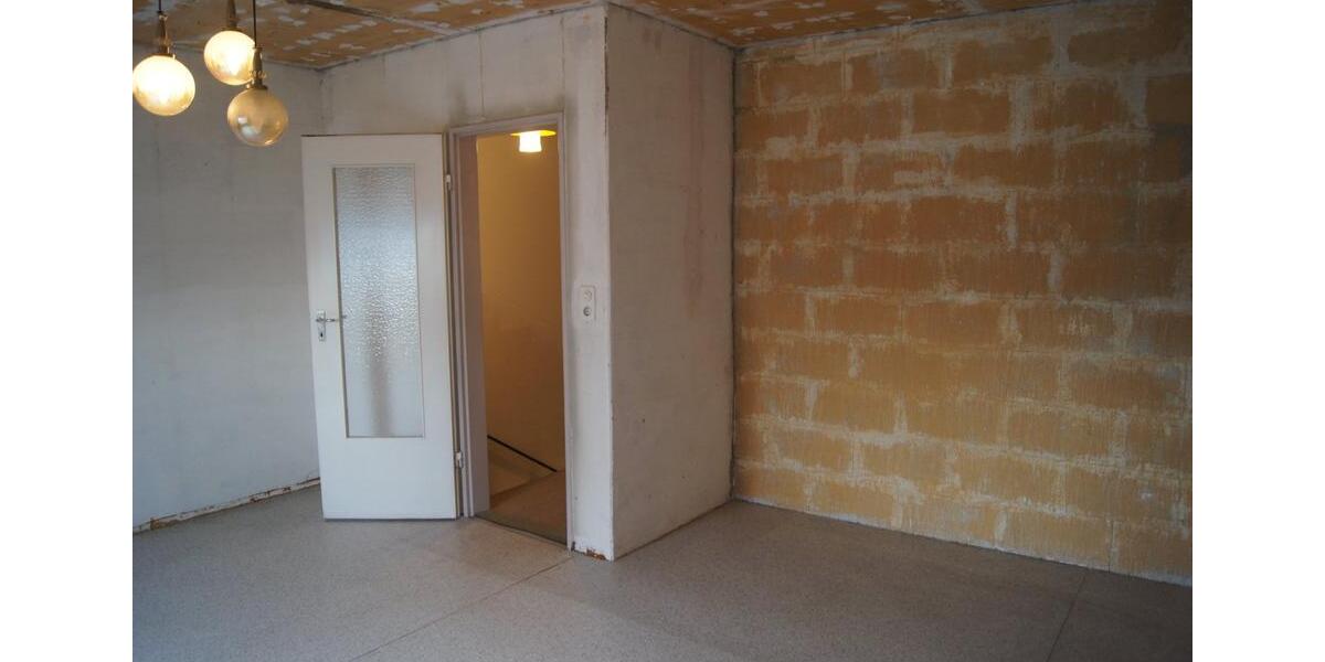 Reihenendhaus in Nürnberg Eibach mit viel Ausbaupotential 6 zimmer