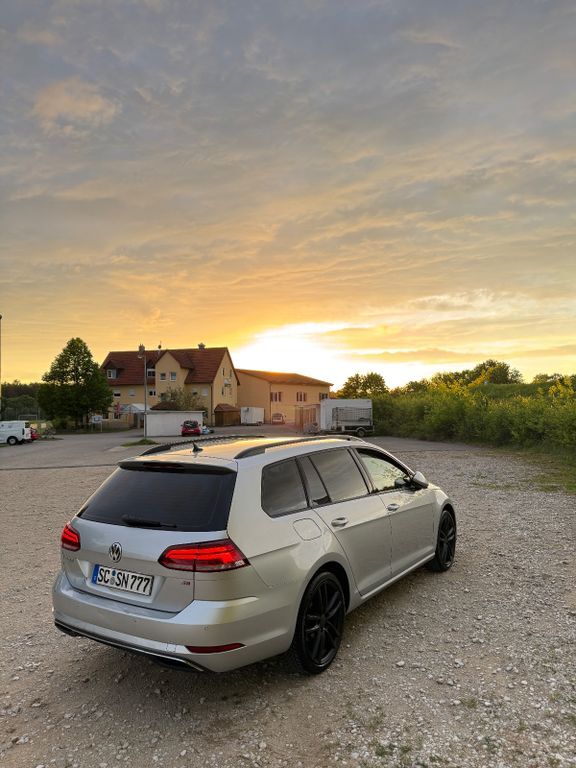 VW Golf 249.585 km 9.000 € Schwabach 91126