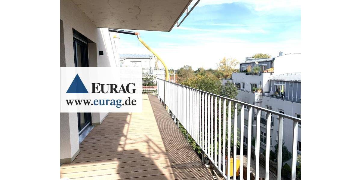 FÜ: Attraktive & helle 2-Zi-Wohnung mit großem Balkon, 2.OG, inkl. EBK, Aufzug + TG-Stellplatz 2 zimmer