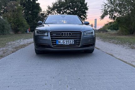 Audi A8 241.000 km 21.900 &euro; Nürnberg 90425