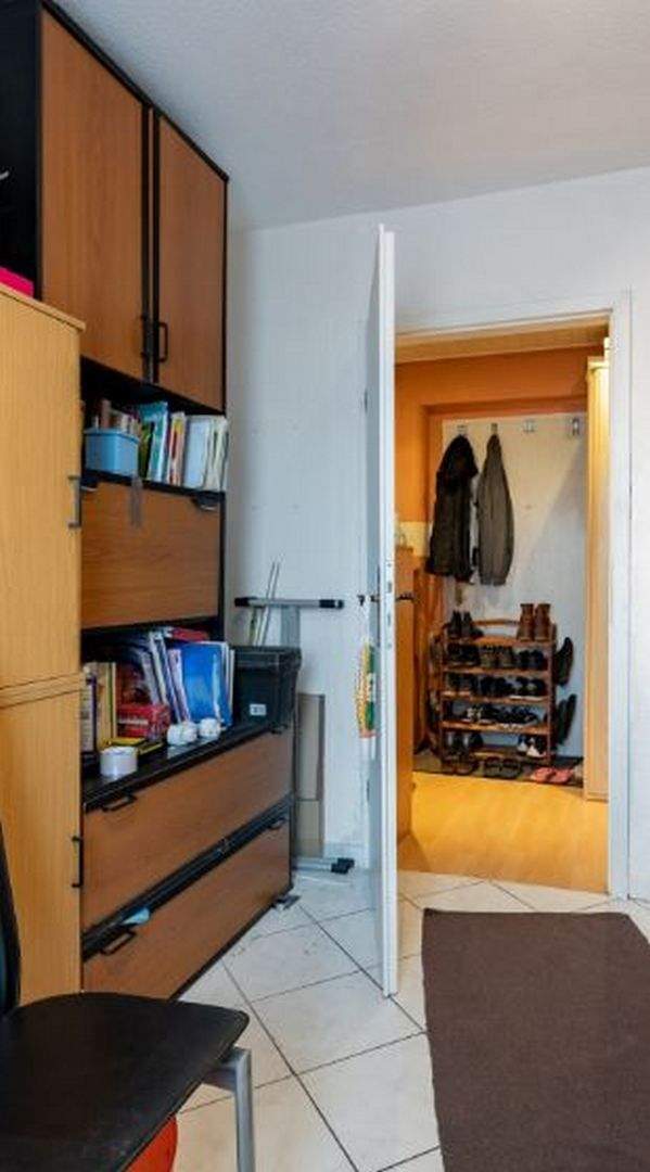 Familienfreundliche 6-Zimmer-Wohnung mit Balkon in Nürnberg Glockenhof 6 zimmer