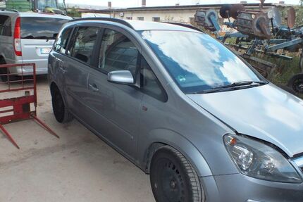 Opel Zafira 296.000 km 1.100 &euro; Langenzenn 90579