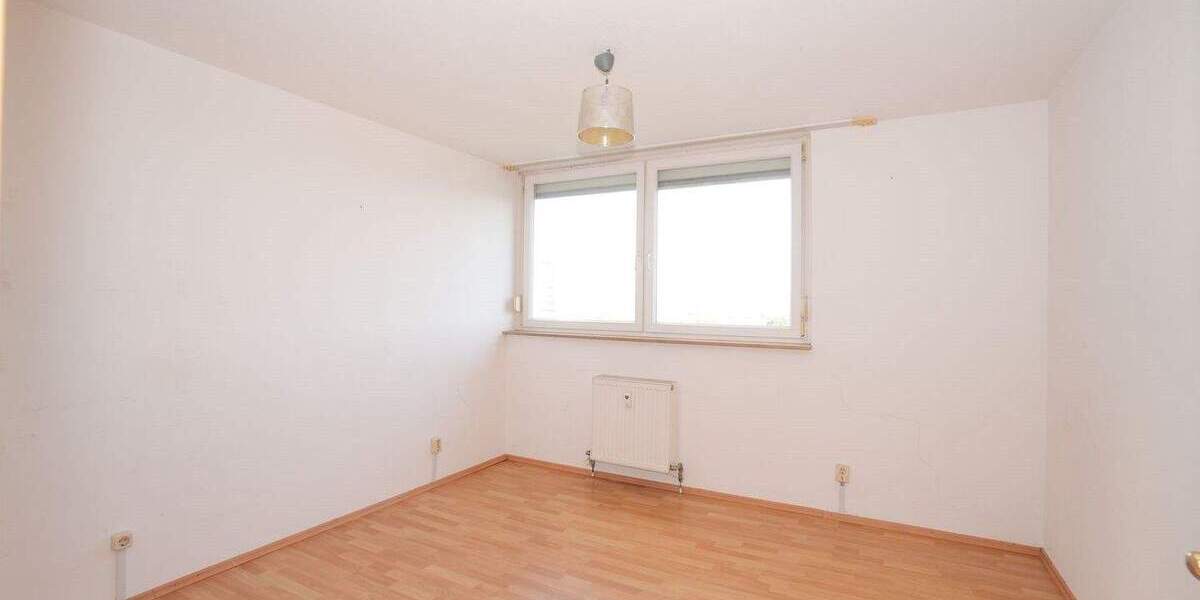 Etagenwohnung Erlangen Büchenbach - 3 Zimmer, 83 m&sup2;, 299.000&euro; | Angebot:25779564