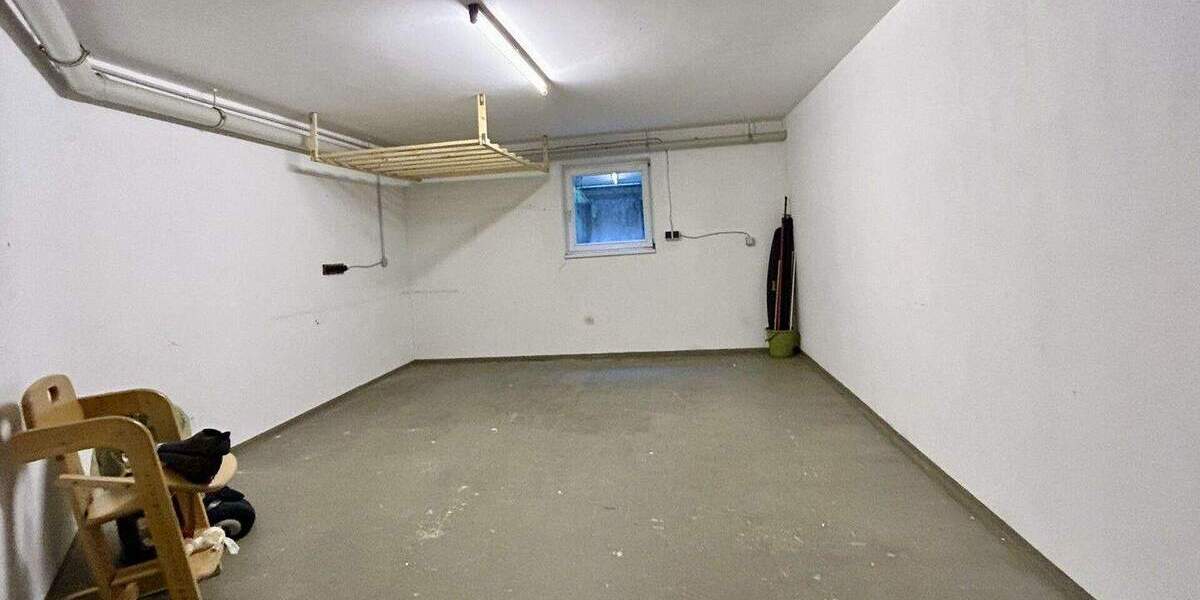 Moderne und helle 4-Zimmer-ETW, in familienfreundlicher Lage von Erlangen-Büchenbach 4 zimmer