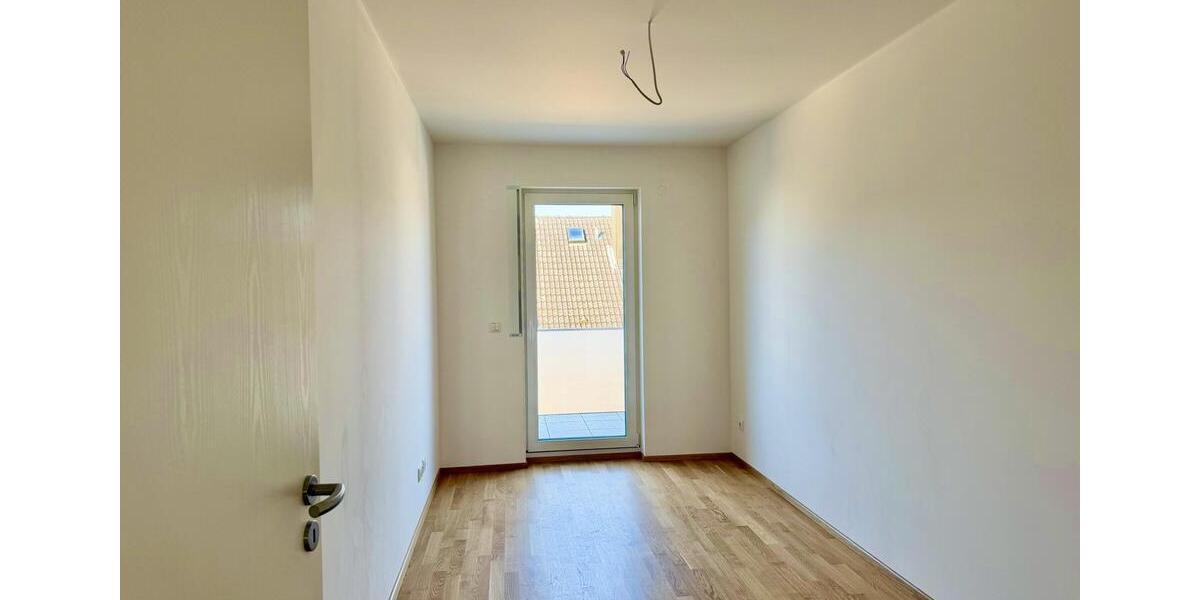 Etagenwohnung Erlangen Am Anger - 3 Zimmer, 91 m&sup2;, 1.670&euro; | Angebot:24981802