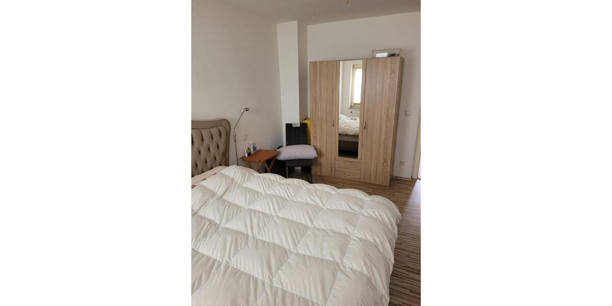 Helle, modernisierte 2-Zimmer-Wohnung mit Balkon – Zentrale Lage 2 zimmer