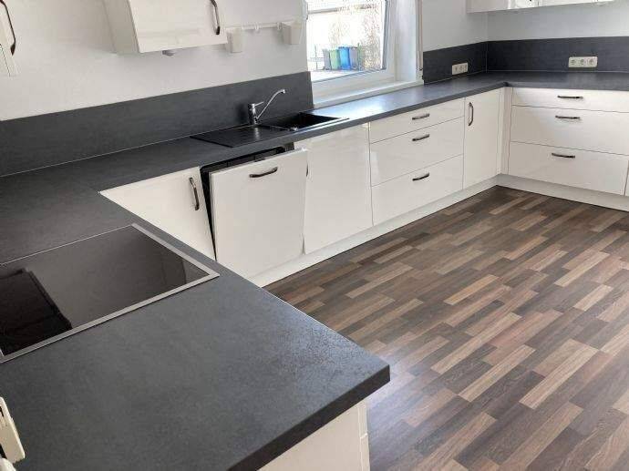 Etagenwohnung Erlangen Hüttendorf - 3 Zimmer, 100 m&sup2;, 950&euro; | Angebot:26841804