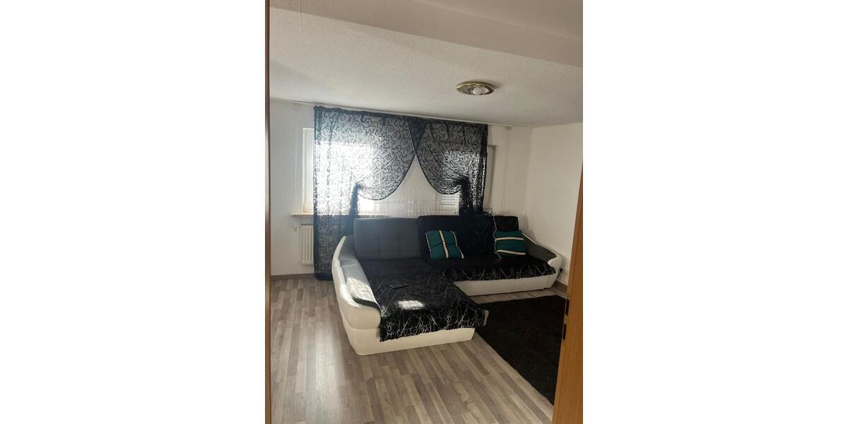 Dachgeschoßwohnung Nürnberg Sankt Leonhard - 2 Zimmer, 72 m&sup2;, 194.000&euro; | Angebot:26055333