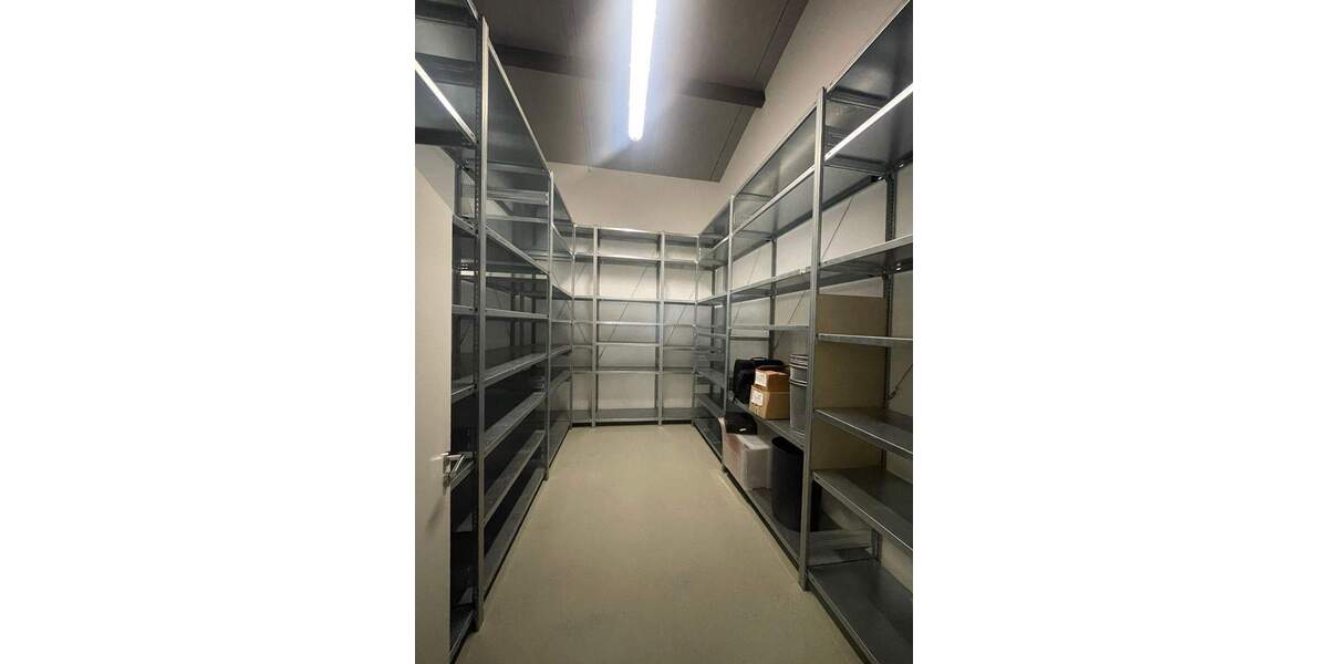 Gewerbeobjekt Erlangen Burgberg - 1.499.000&euro; | Angebot:25684105