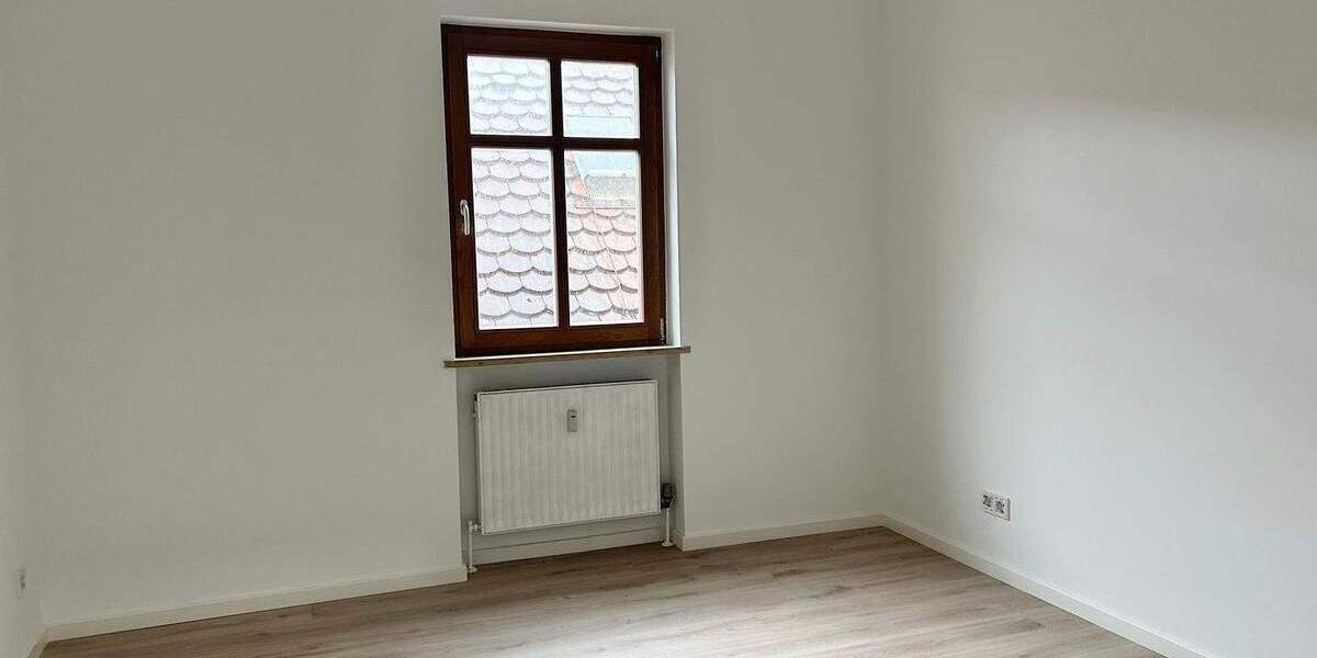 Etagenwohnung Lauf an der Pegnitz Lauf - 2 Zimmer, 80 m&sup2;, 790&euro; | Angebot:26751557