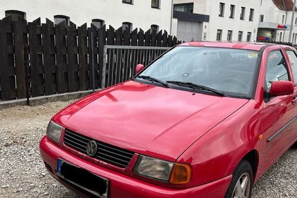 VW Polo 176.850 km 990 € Lauf 91207