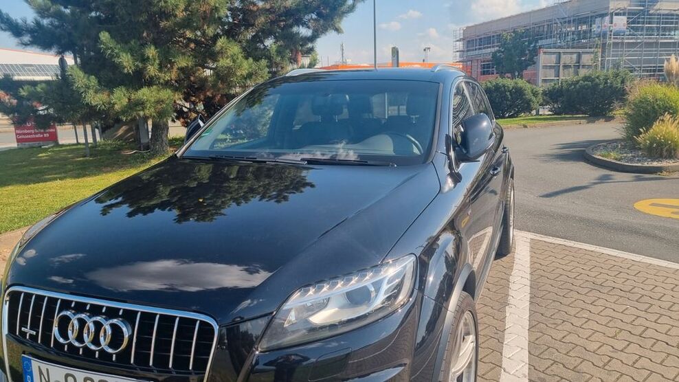Audi Q7 216.000 km 14.300 € Nürnberg 90449