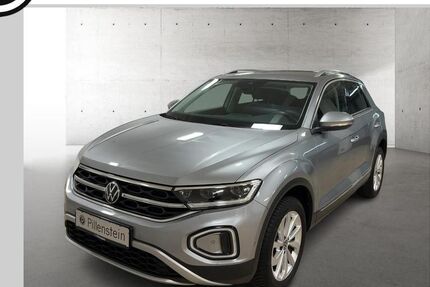 VW T-Roc 38.650 km 27.911 € Fürth 90762