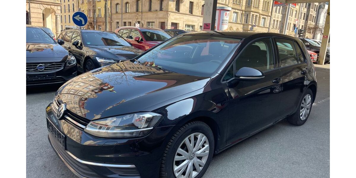 VW Golf 139.279 km 12.490 &euro; Fürth ( bei Nürnberg ) 90762