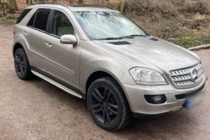 Mercedes-Benz ML 320 309.000 km 7.200 € Veitsbronn 90587