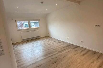 Neu Renoviert 2 Zimmer Wohnung ca. 50 qm in der Nähe Piasten zimmer