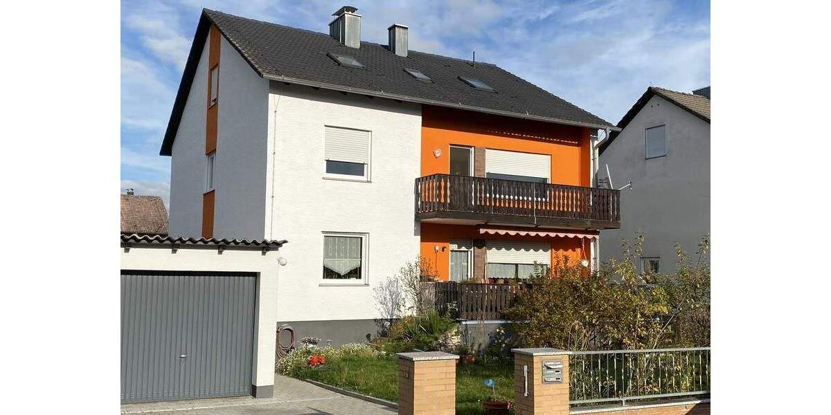 Kleiner Garten+ großer SÜD-Balkon + 3 Zimmer mit 100 m² 3 zimmer