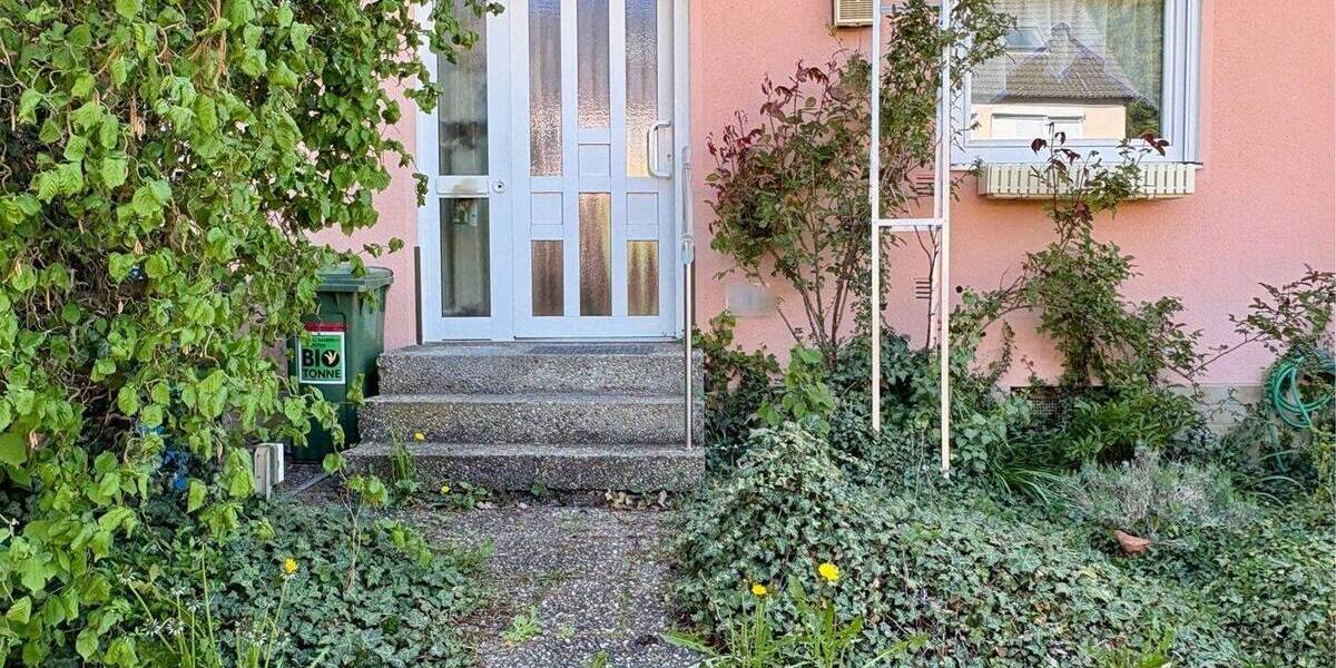 Reihenmittelhaus Erlangen Eltersdorf - 4 Zimmer, 92 m&sup2;, 380.000&euro; | Angebot:26684163