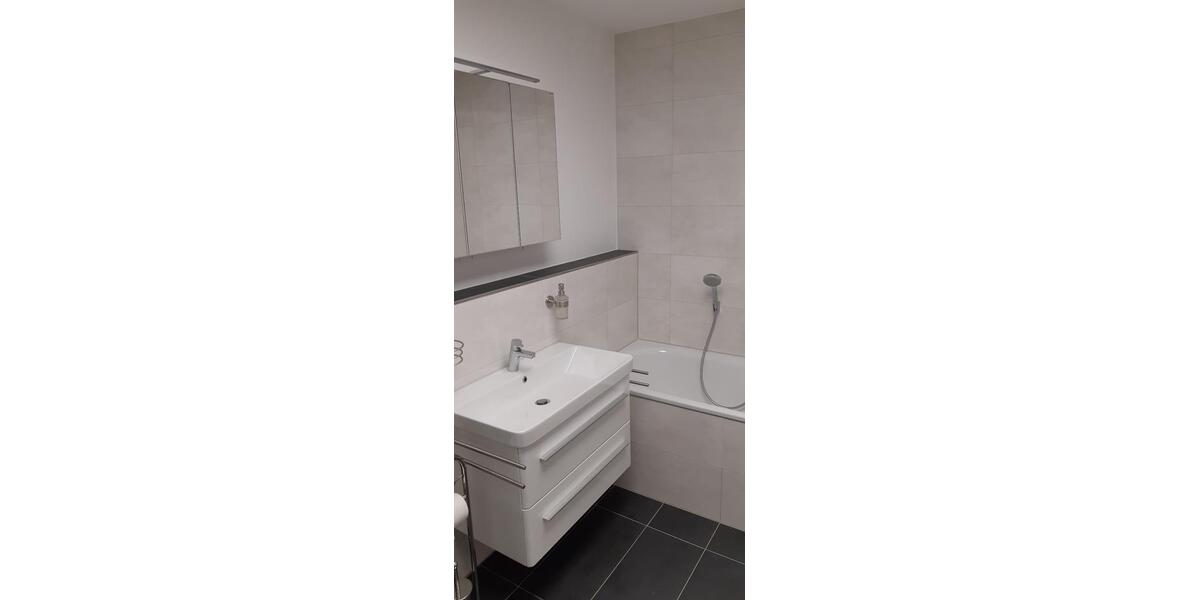 Erdgeschoßwohnung Nürnberg Langwasser - 3 Zimmer, 80 m&sup2;, 1.280&euro; | Angebot:27596600