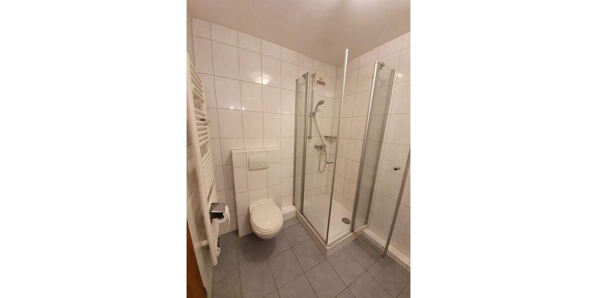 Etagenwohnung Erlangen Alterlangen - 3 Zimmer, 80 m&sup2;, 210.000&euro; | Angebot:24484976