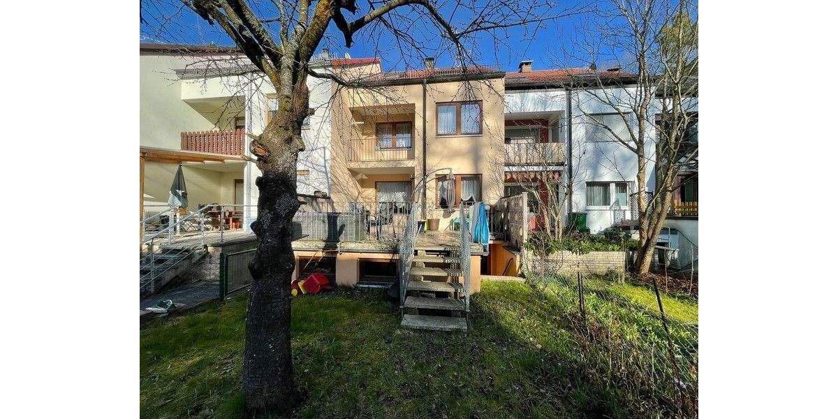 Mehrfamilienhaus, Wohnhaus Fürth Oberfürberg - 5 Zimmer, 107 m&sup2;, 348.000&euro; | Angebot:25743110