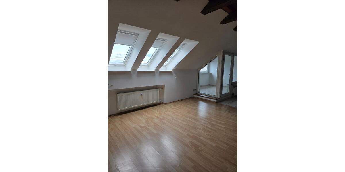 Dachgeschoßwohnung Hemhofen - 3.5 Zimmer, 81 m&sup2;, 275.000&euro; | Angebot:27543750