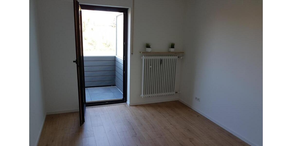 Erdgeschoßwohnung Schwabach - 2 Zimmer, 60 m&sup2;, 800&euro; | Angebot:25592244