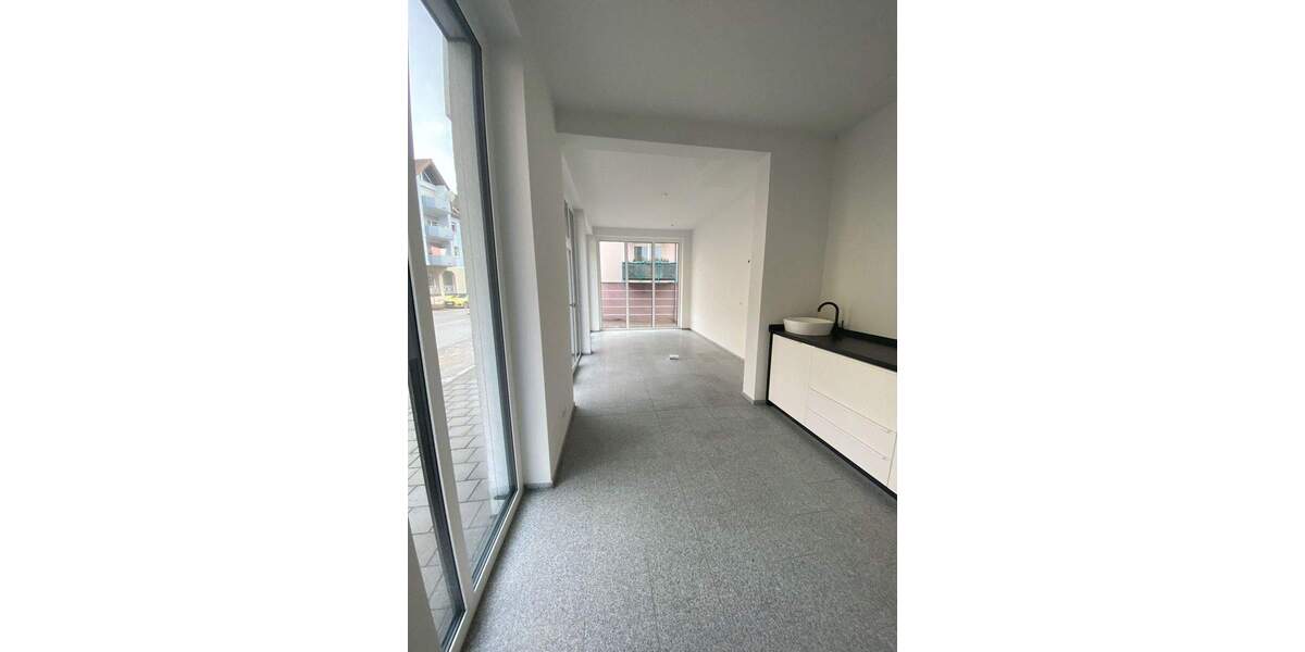 Zentrale und helle Räume 2 zimmer