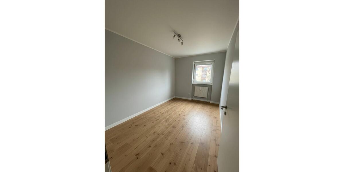 Etagenwohnung Nürnberg Gebersdorf - 3 Zimmer, 70 m&sup2;, 260.000&euro; | Angebot:25209160