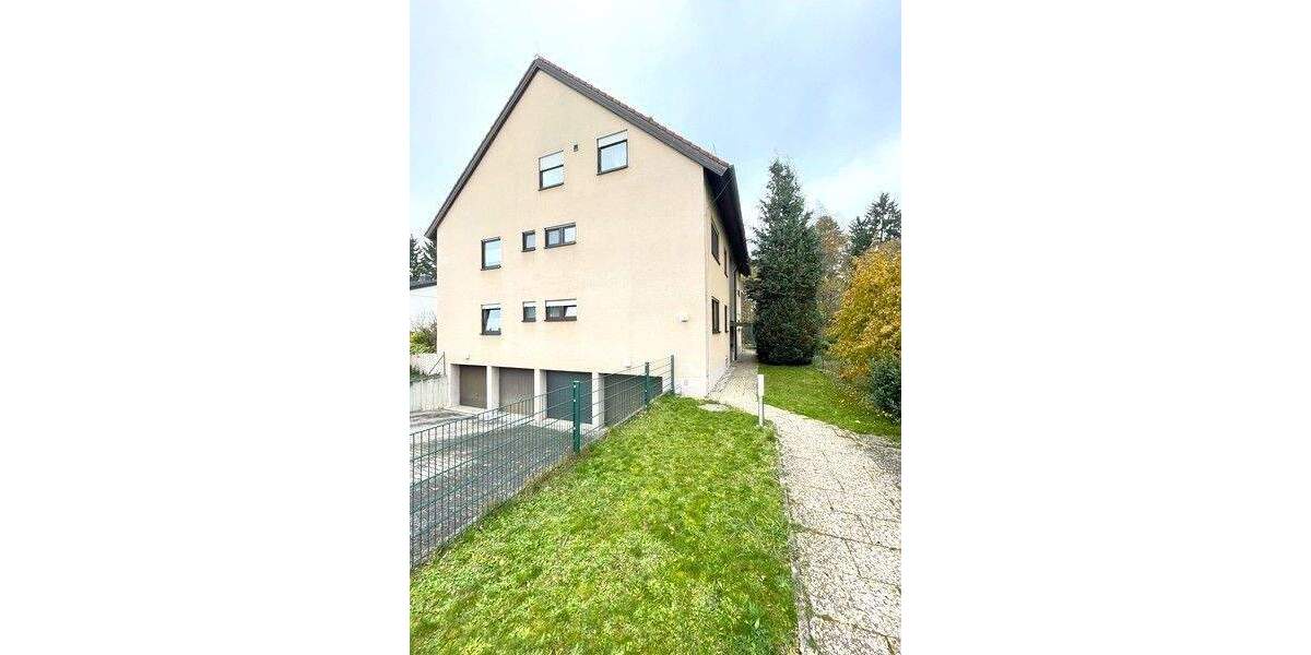 XL-Terrasse mit Waldblick: Die 3-Zimmer-Wohnung in Lauf für alle, die Ruhe UND Stadt wollen 3 zimmer