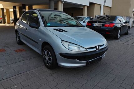 Peugeot 206 170.000 km 1.000 &euro; Nürnberg 90439